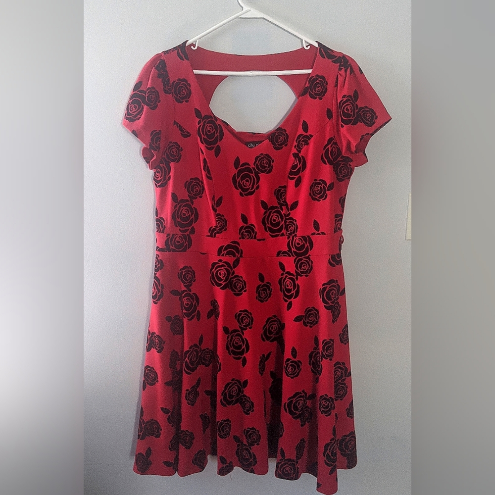 City Chic Dress Red Black Flowers Sz. 20 EUC